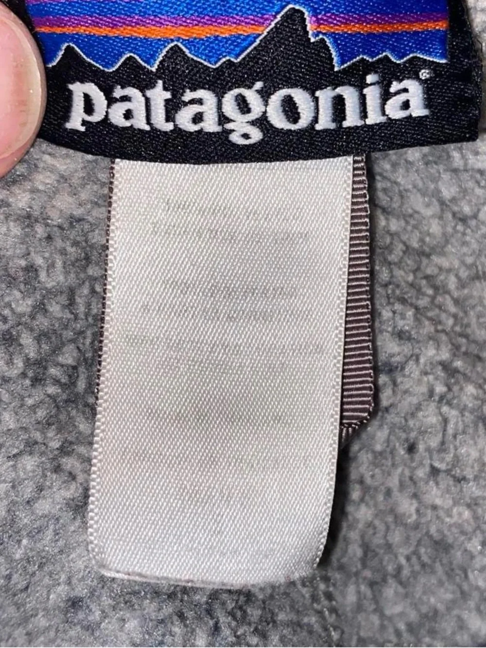Patagonia Men’s Heather Gray Quarter-Zip Fleece Pullover